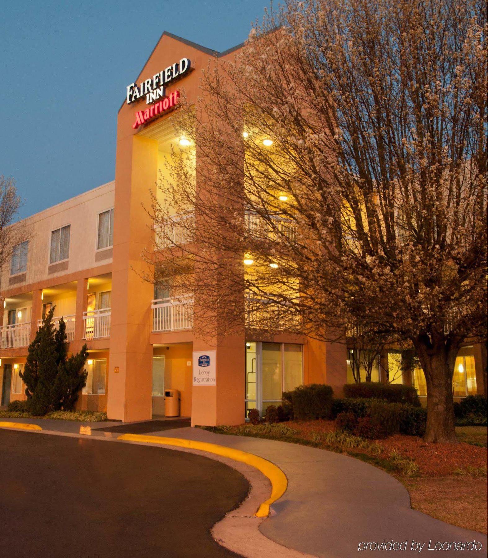 Quality Inn Fayetteville Near Fort Bragg שירותים תמונה