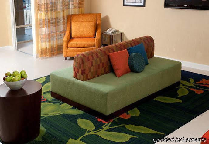Quality Inn Fayetteville Near Fort Bragg מראה חיצוני תמונה